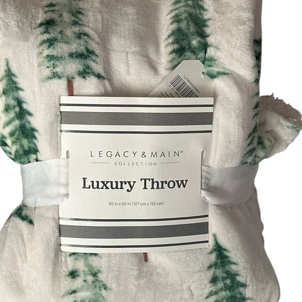 Luxury Legacy & Main blanket throw NWT Pine tree Forest 50x60” Fleece & Sherpa